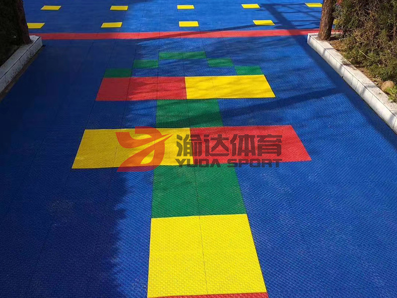 幼儿园悬浮地板跑道