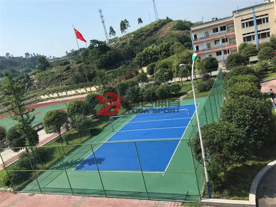 江津龙华小学弹性丙烯酸排球场.jpg